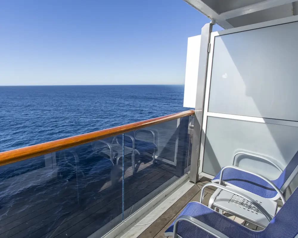 Cruise cabin Balcony