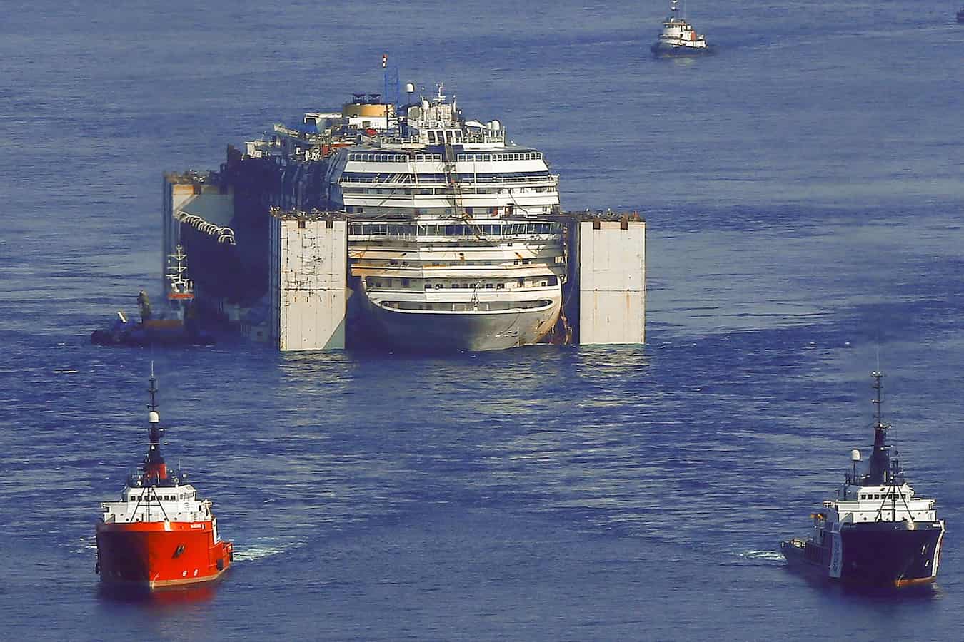 Construction and debut of Costa Concordia Cruise Ship
