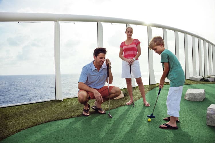 Golf on cruise ship