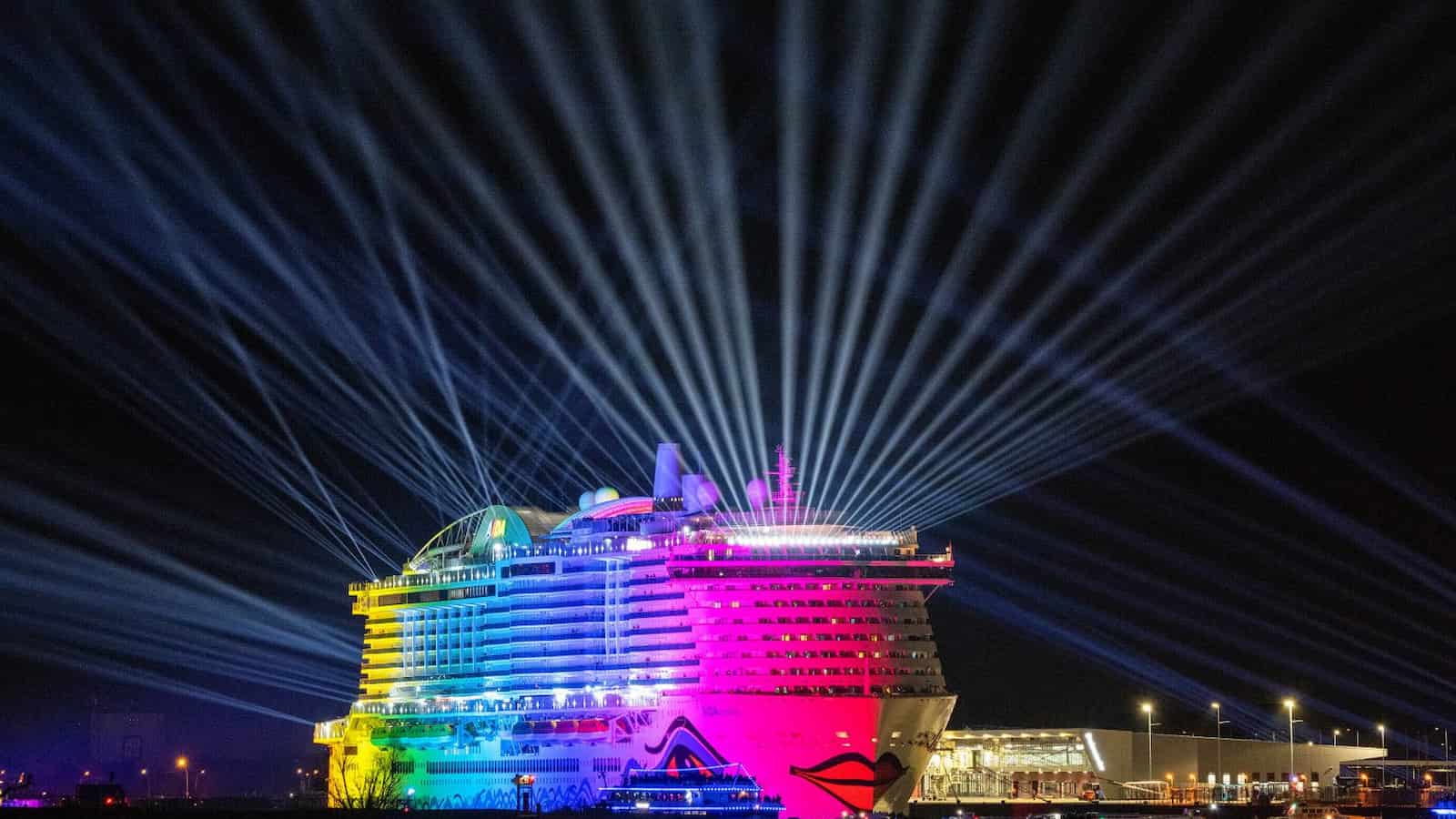 Unique Theme Cruises, theme cruise, gay theme cruise, nude cruise
