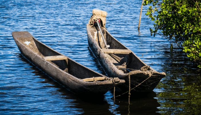 types of ancient canoes